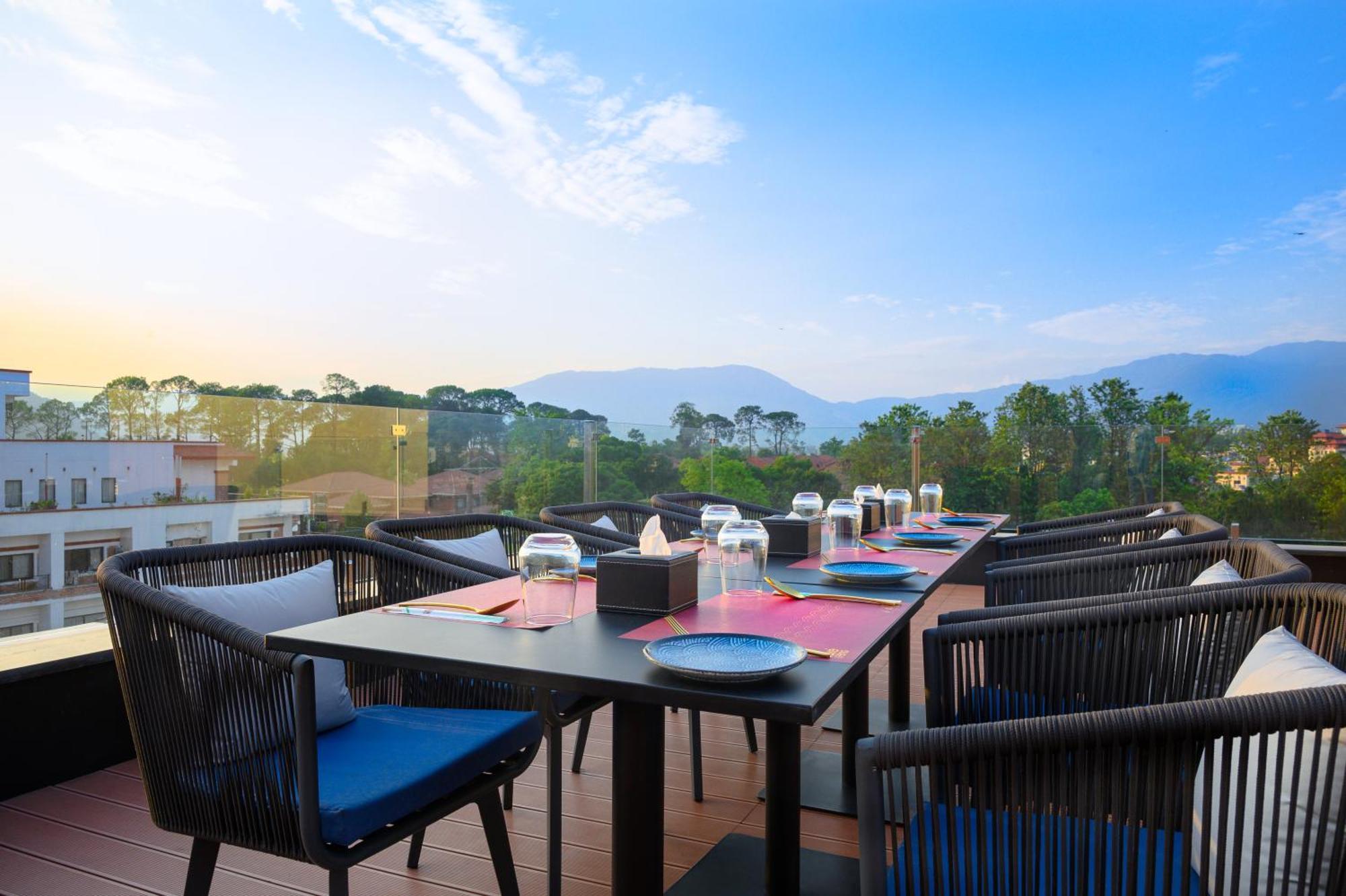 Hotel Le Himalaya Κατμαντού Εξωτερικό φωτογραφία