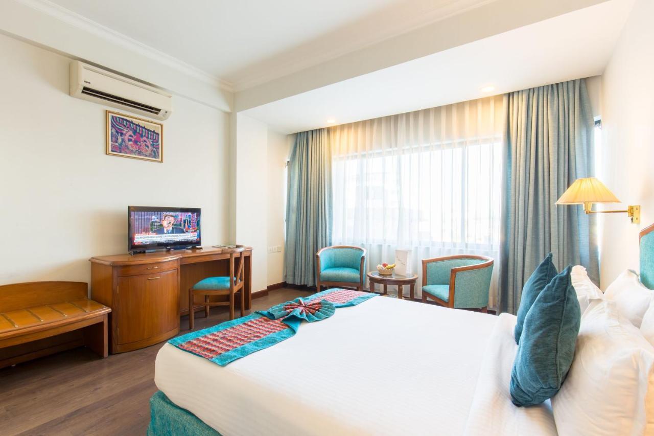 Hotel Le Himalaya Κατμαντού Εξωτερικό φωτογραφία