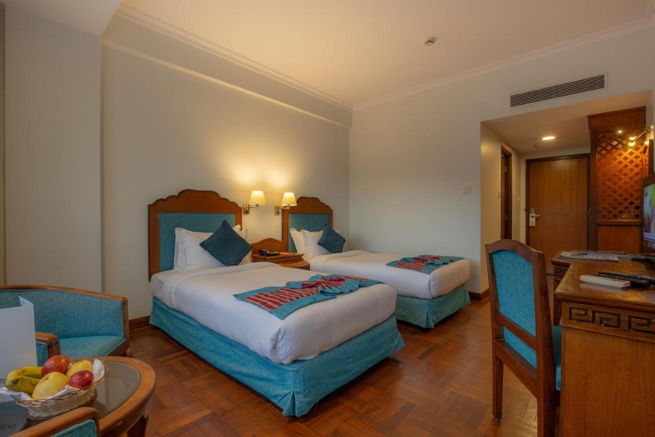 Hotel Le Himalaya Κατμαντού Εξωτερικό φωτογραφία